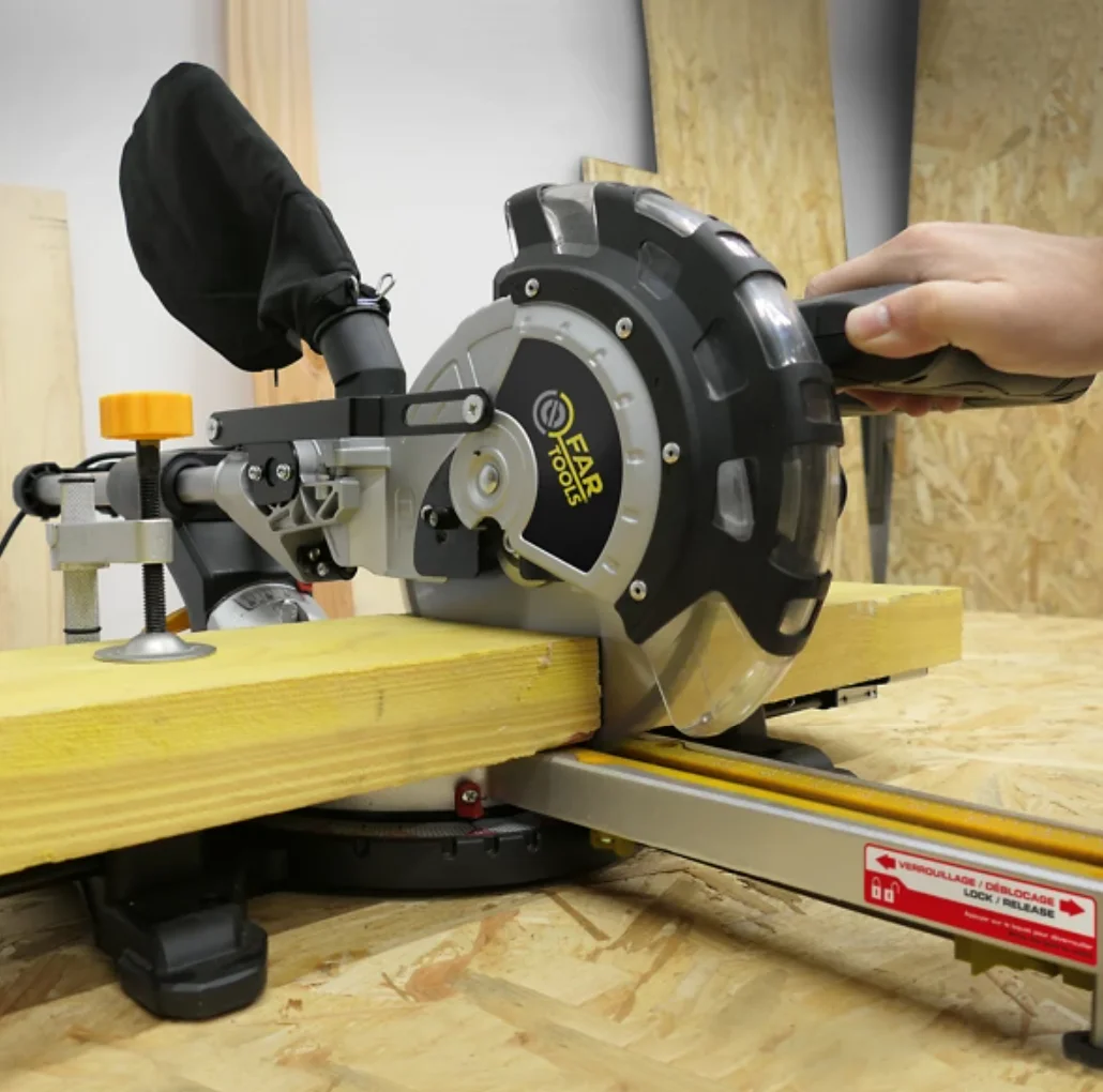 FARTOOLS Scie à onglet radiale D.210 mm multi matériaux sbm 210 - 1 700 w 230 v - AkiraHardware